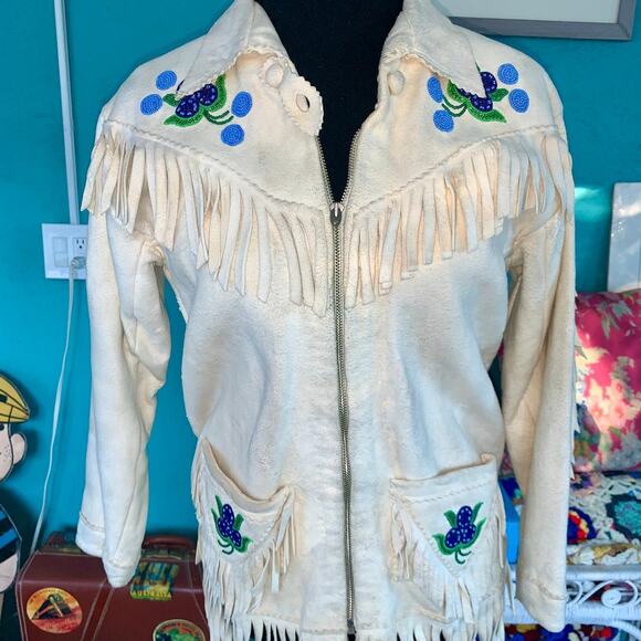 Vintage Jackets & Blazers - VINTAGE 1960's CANADIAN DEERSKIN FRINGED NATIVE BEADED JACKET BOHO FESTIVAL